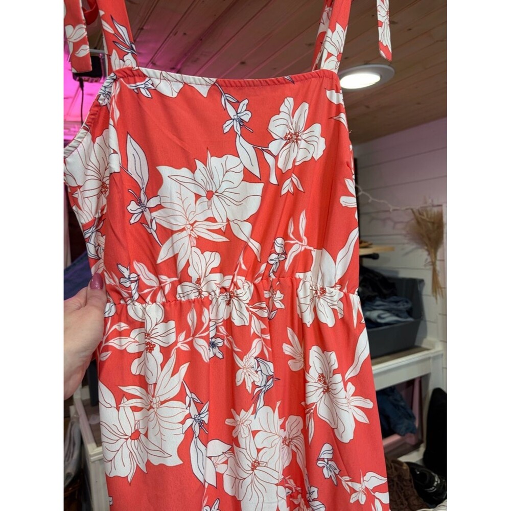 Floral pink and White Maxi Dress - Picture 4 of 13